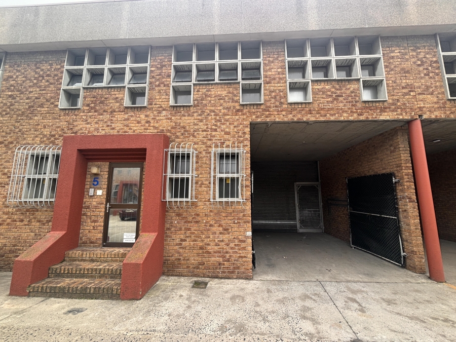 To Let commercial Property for Rent in Montague Gardens Western Cape